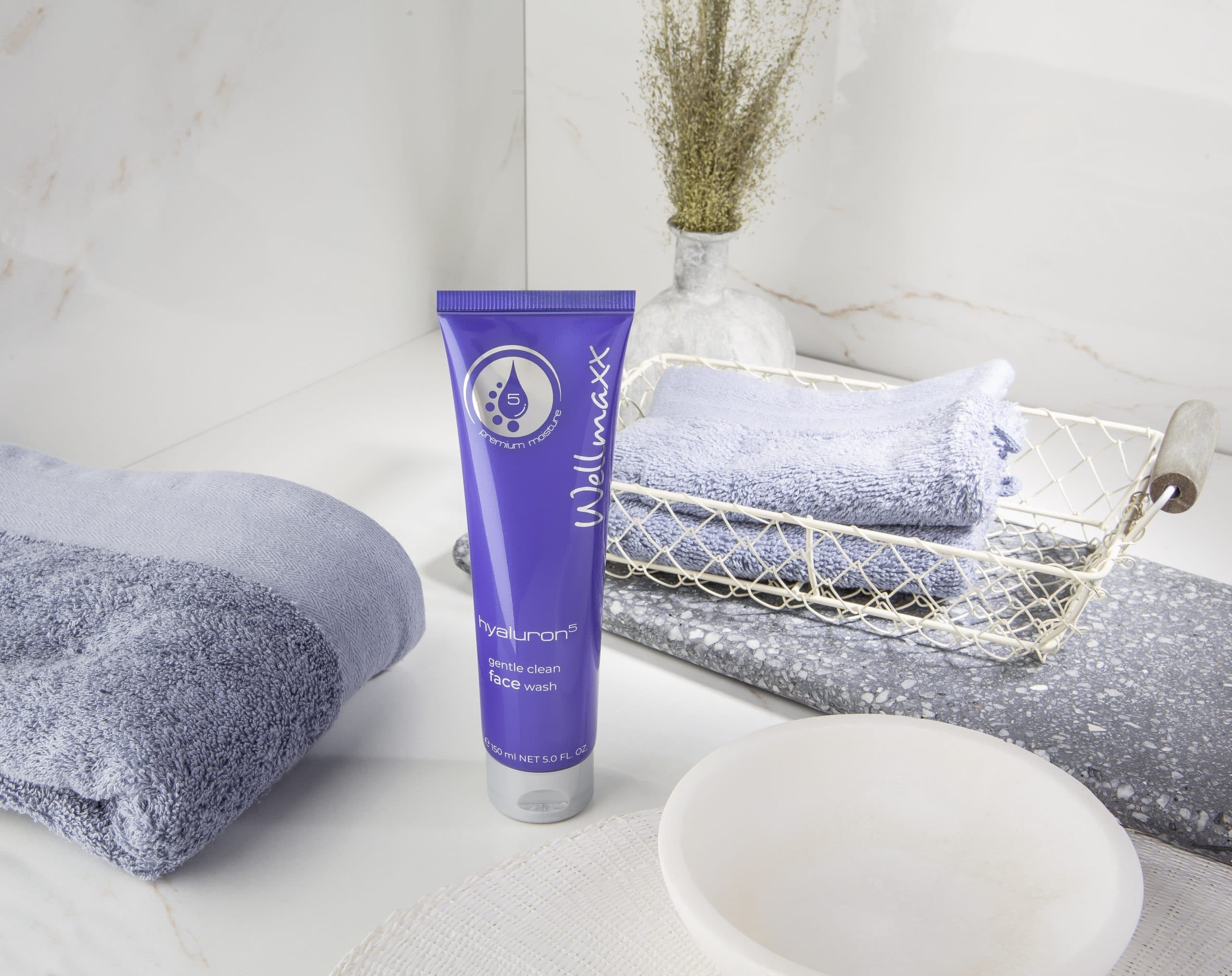 Spumă de curățare Wellmaxx Hyaluron⁵ Gentle Clean - imagine 3